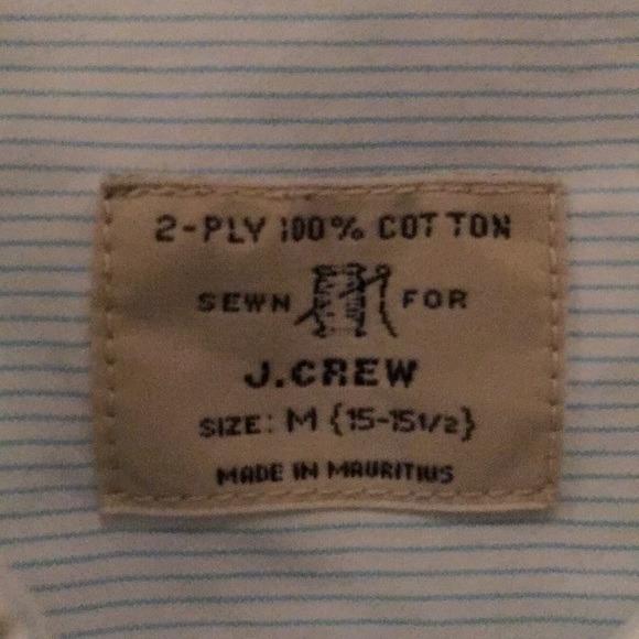 J Crew Causal long sleeve button down light blue - Picture 2 of 3